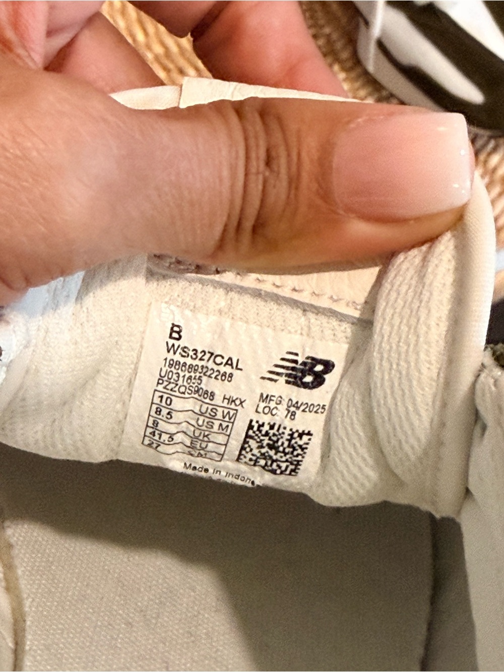New Balance 327 – Women’s 10 Green/White - Picture 3 of 6